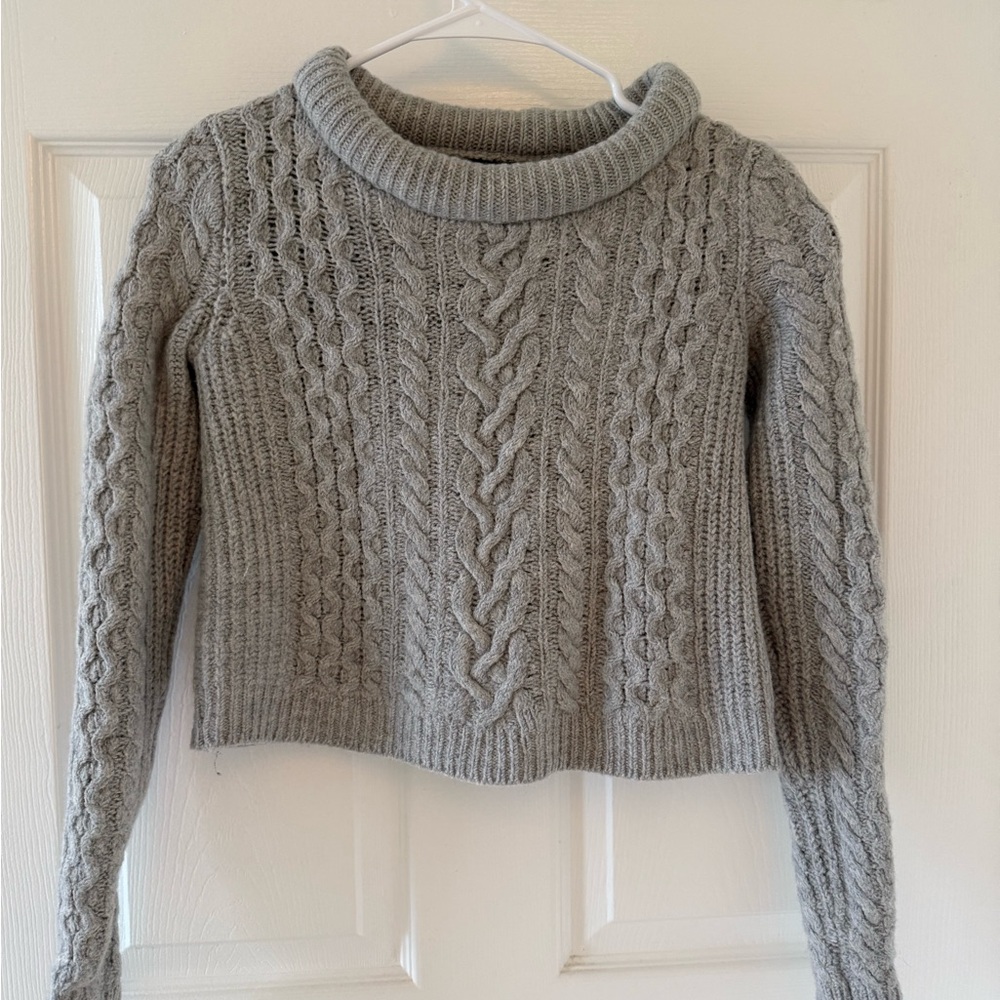 Club Monaco Gray Cable Knit Turtleneck Sweater